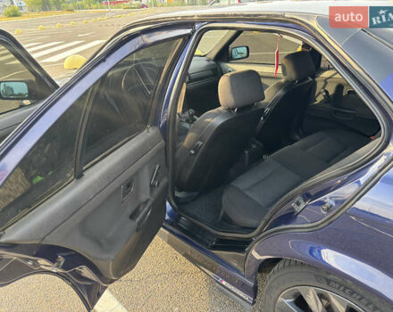 Синий БМВ 3 Серия, объемом двигателя 2 л и пробегом 322 тыс. км за 5000 $, фото 12 на Automoto.ua