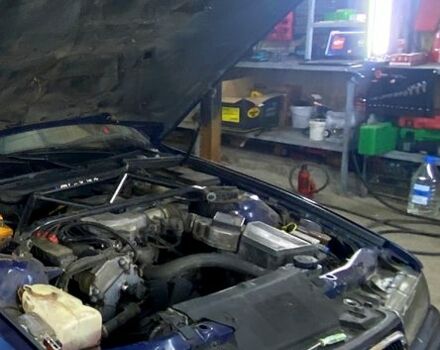 Синий БМВ 3 Серия, объемом двигателя 1.8 л и пробегом 0 тыс. км за 2800 $, фото 6 на Automoto.ua