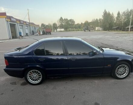 Синий БМВ 3 Серия, объемом двигателя 1.8 л и пробегом 400 тыс. км за 3000 $, фото 7 на Automoto.ua