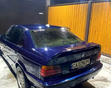 Синий БМВ 3 Серия, объемом двигателя 1.8 л и пробегом 0 тыс. км за 2800 $, фото 3 на Automoto.ua