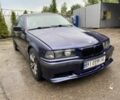 Синий БМВ 3 Серия, объемом двигателя 2 л и пробегом 300 тыс. км за 2400 $, фото 1 на Automoto.ua