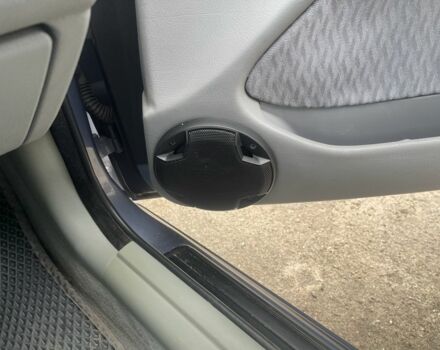 Синий БМВ 3 Серия, объемом двигателя 1.9 л и пробегом 220 тыс. км за 2400 $, фото 9 на Automoto.ua