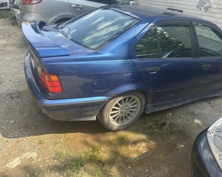 Синій БМВ 3 Серія, об'ємом двигуна 2.5 л та пробігом 211 тис. км за 2200 $, фото 10 на Automoto.ua