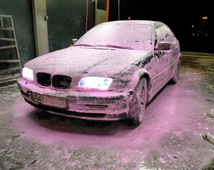 Синий БМВ 3 Серия, объемом двигателя 1.9 л и пробегом 480 тыс. км за 4200 $, фото 1 на Automoto.ua