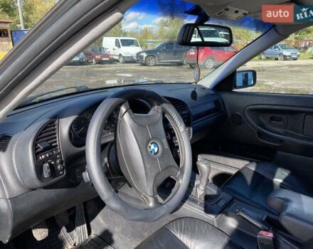 Синий БМВ 3 Серия, объемом двигателя 1.8 л и пробегом 300 тыс. км за 4500 $, фото 6 на Automoto.ua