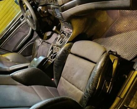 Синий БМВ 3 Серия, объемом двигателя 1.9 л и пробегом 300 тыс. км за 4300 $, фото 6 на Automoto.ua