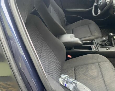 Синий БМВ 3 Серия, объемом двигателя 1.9 л и пробегом 380 тыс. км за 3700 $, фото 2 на Automoto.ua