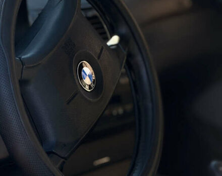 Синій БМВ 3 Серія, об'ємом двигуна 1.95 л та пробігом 340 тис. км за 2999 $, фото 10 на Automoto.ua