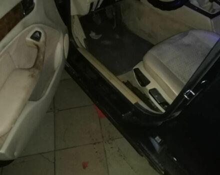 Синій БМВ 3 Серія, об'ємом двигуна 2 л та пробігом 500 тис. км за 800 $, фото 4 на Automoto.ua