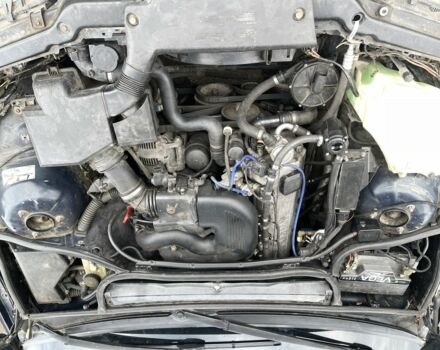 Синий БМВ 3 Серия, объемом двигателя 1.9 л и пробегом 250 тыс. км за 3200 $, фото 5 на Automoto.ua