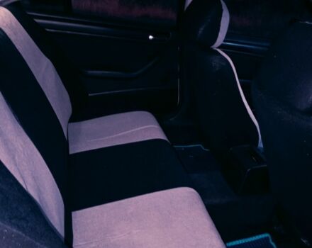 Синий БМВ 3 Серия, объемом двигателя 2 л и пробегом 275 тыс. км за 3800 $, фото 6 на Automoto.ua