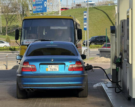 Синий БМВ 3 Серия, объемом двигателя 3 л и пробегом 400 тыс. км за 8000 $, фото 18 на Automoto.ua