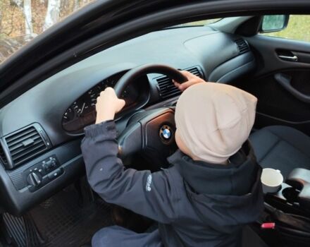 Синій БМВ 3 Серія, об'ємом двигуна 1.9 л та пробігом 342 тис. км за 4500 $, фото 4 на Automoto.ua