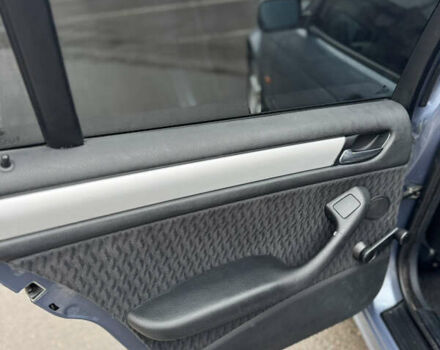 Синій БМВ 3 Серія, об'ємом двигуна 1.95 л та пробігом 465 тис. км за 4850 $, фото 16 на Automoto.ua