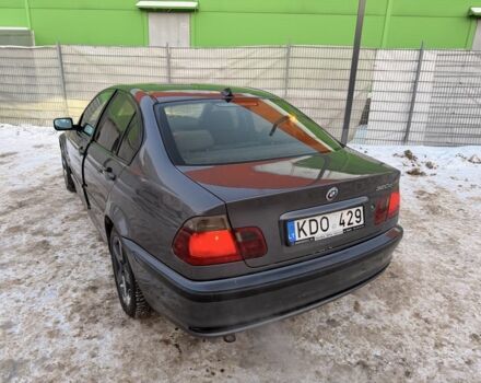 Синий БМВ 3 Серия, объемом двигателя 2 л и пробегом 280 тыс. км за 2500 $, фото 9 на Automoto.ua