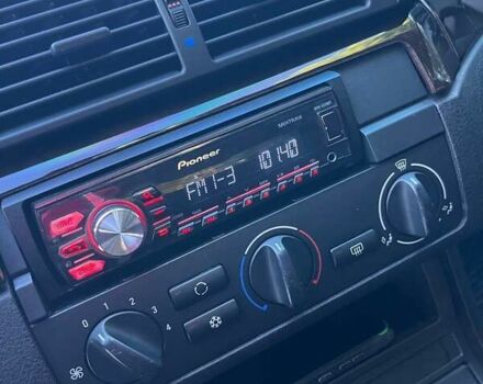 Синій БМВ 3 Серія, об'ємом двигуна 1.9 л та пробігом 300 тис. км за 5000 $, фото 4 на Automoto.ua