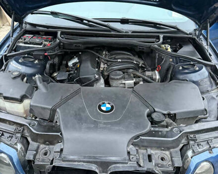 Синій БМВ 3 Серія, об'ємом двигуна 2 л та пробігом 371 тис. км за 2700 $, фото 5 на Automoto.ua