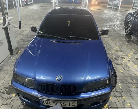 Синий БМВ 3 Серия, объемом двигателя 2 л и пробегом 3 тыс. км за 4500 $, фото 3 на Automoto.ua