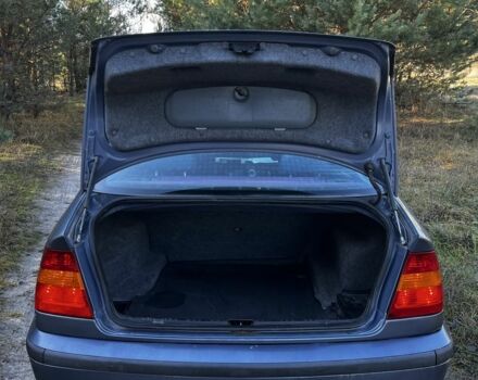 Синій БМВ 3 Серія, об'ємом двигуна 2 л та пробігом 400 тис. км за 1900 $, фото 6 на Automoto.ua