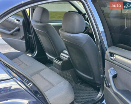 Синій БМВ 3 Серія, об'ємом двигуна 1.8 л та пробігом 250 тис. км за 4599 $, фото 22 на Automoto.ua