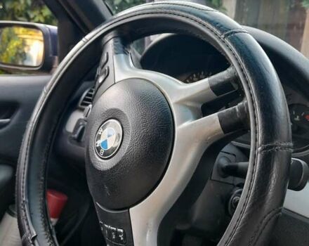 Синий БМВ 3 Серия, объемом двигателя 1.8 л и пробегом 270 тыс. км за 5000 $, фото 7 на Automoto.ua