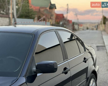 Синий БМВ 3 Серия, объемом двигателя 1.8 л и пробегом 250 тыс. км за 4399 $, фото 54 на Automoto.ua