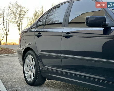 Синий БМВ 3 Серия, объемом двигателя 1.8 л и пробегом 250 тыс. км за 4399 $, фото 16 на Automoto.ua