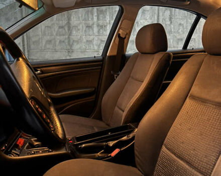 Синий БМВ 3 Серия, объемом двигателя 1.8 л и пробегом 330 тыс. км за 3500 $, фото 10 на Automoto.ua