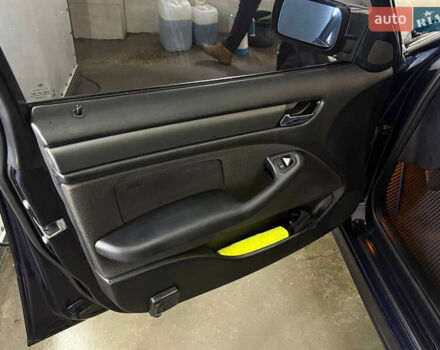 Синій БМВ 3 Серія, об'ємом двигуна 2 л та пробігом 300 тис. км за 6999 $, фото 22 на Automoto.ua