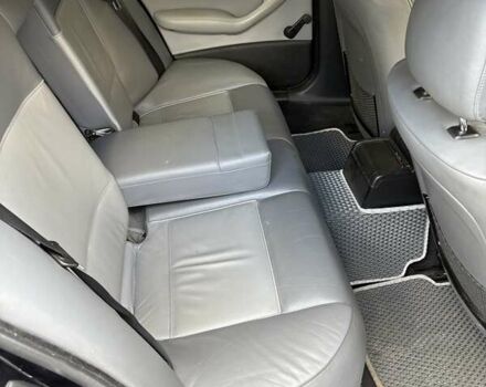 Синий БМВ 3 Серия, объемом двигателя 1.8 л и пробегом 235 тыс. км за 4800 $, фото 5 на Automoto.ua