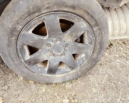 Синий БМВ 3 Серия, объемом двигателя 2 л и пробегом 111 тыс. км за 480 $, фото 1 на Automoto.ua