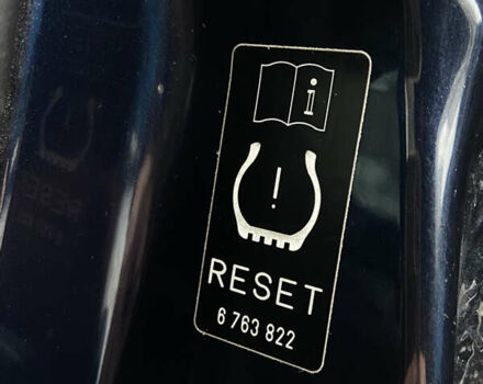 Синій БМВ 3 Серія, об'ємом двигуна 1.8 л та пробігом 240 тис. км за 4700 $, фото 12 на Automoto.ua