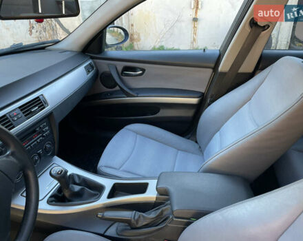 Синій БМВ 3 Серія, об'ємом двигуна 2 л та пробігом 187 тис. км за 6500 $, фото 30 на Automoto.ua