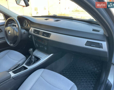 Синій БМВ 3 Серія, об'ємом двигуна 2 л та пробігом 187 тис. км за 6500 $, фото 35 на Automoto.ua