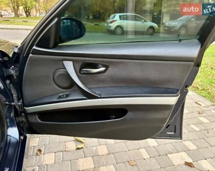 Синий БМВ 3 Серия, объемом двигателя 2 л и пробегом 309 тыс. км за 5999 $, фото 40 на Automoto.ua