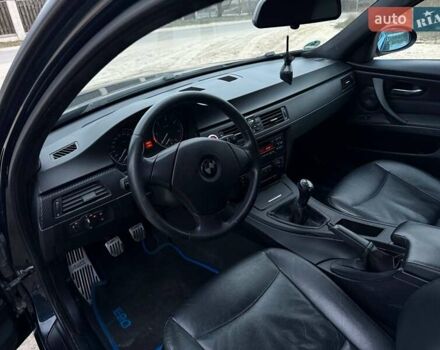 Синій БМВ 3 Серія, об'ємом двигуна 2 л та пробігом 300 тис. км за 3550 $, фото 10 на Automoto.ua