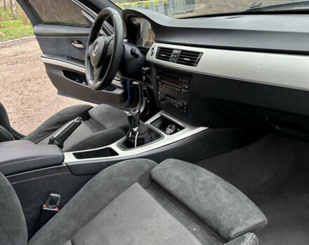 Синий БМВ 3 Серия, объемом двигателя 2 л и пробегом 332 тыс. км за 5899 $, фото 9 на Automoto.ua