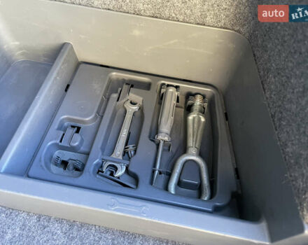 Синій БМВ 3 Серія, об'ємом двигуна 2 л та пробігом 187 тис. км за 6500 $, фото 42 на Automoto.ua