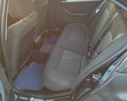 Синий БМВ 3 Серия, объемом двигателя 2 л и пробегом 290 тыс. км за 5000 $, фото 7 на Automoto.ua