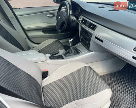 Синій БМВ 3 Серія, об'ємом двигуна 2 л та пробігом 460 тис. км за 5800 $, фото 11 на Automoto.ua