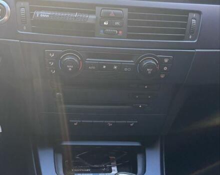 Синий БМВ 3 Серия, объемом двигателя 3 л и пробегом 304 тыс. км за 12500 $, фото 23 на Automoto.ua