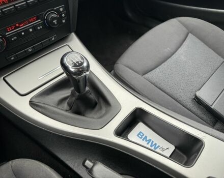 Синий БМВ 3 Серия, объемом двигателя 2 л и пробегом 240 тыс. км за 6800 $, фото 22 на Automoto.ua