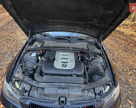 Синий БМВ 3 Серия, объемом двигателя 2.99 л и пробегом 304 тыс. км за 12500 $, фото 22 на Automoto.ua