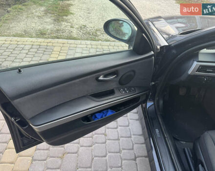 Синій БМВ 3 Серія, об'ємом двигуна 2 л та пробігом 240 тис. км за 7000 $, фото 26 на Automoto.ua