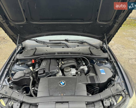 Синій БМВ 3 Серія, об'ємом двигуна 2 л та пробігом 240 тис. км за 6999 $, фото 29 на Automoto.ua