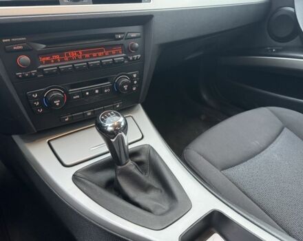 Синій БМВ 3 Серія, об'ємом двигуна 2 л та пробігом 240 тис. км за 6800 $, фото 17 на Automoto.ua