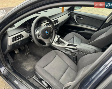 Синій БМВ 3 Серія, об'ємом двигуна 2 л та пробігом 240 тис. км за 6999 $, фото 15 на Automoto.ua