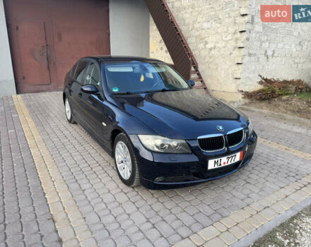 БМВ 3 Серия 2006 в Волочиске на Automoto.ua Синий БМВ 3 Серия, объемом двигателя 2 л и пробегом 240 тыс. км за 6800 $, фото 9 на Automoto.ua