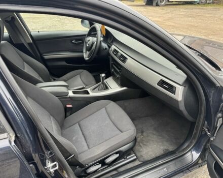 Синий БМВ 3 Серия, объемом двигателя 2 л и пробегом 240 тыс. км за 6800 $, фото 15 на Automoto.ua