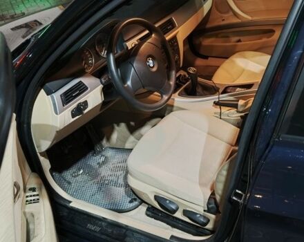 Синий БМВ 3 Серия, объемом двигателя 2 л и пробегом 147 тыс. км за 6900 $, фото 4 на Automoto.ua